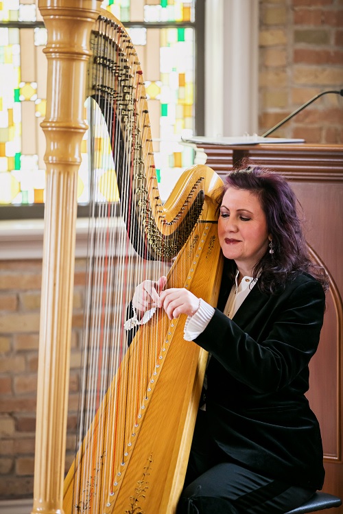 Tracy Sweet - Ontario Wedding Officiant and Harpist