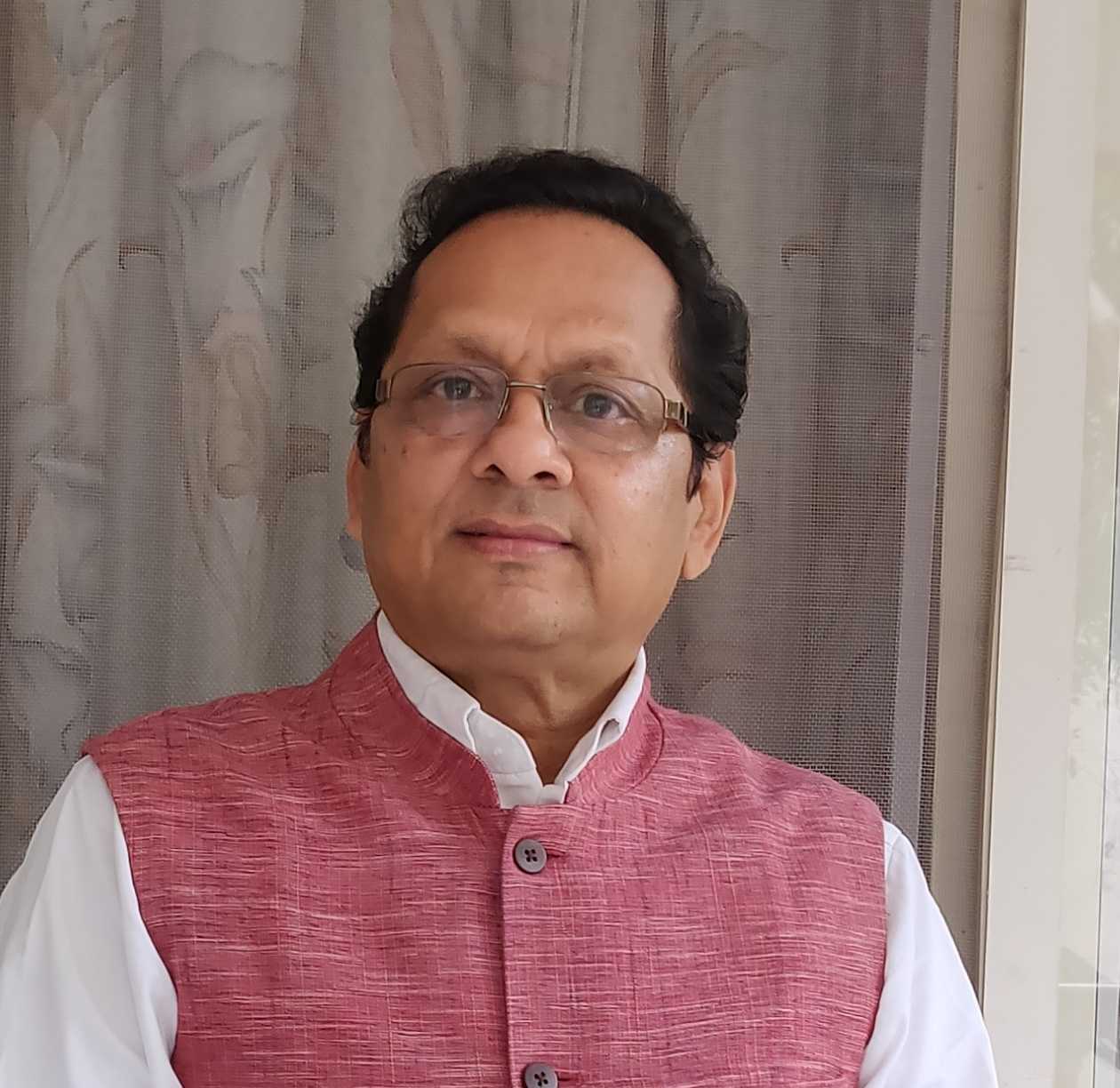 Dr. Dilip S. Kiyawat - Neurosurgeon in Pune, Best Neurosurgeon in Pune, Brain & Spine Specialist in Pune