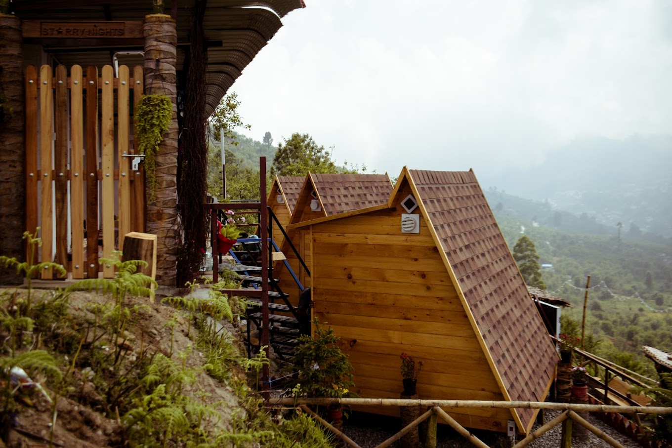 Starry Nights Glamping - Kodaikanal Wood House
