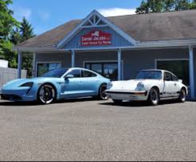 Daniel Jacobs Garage