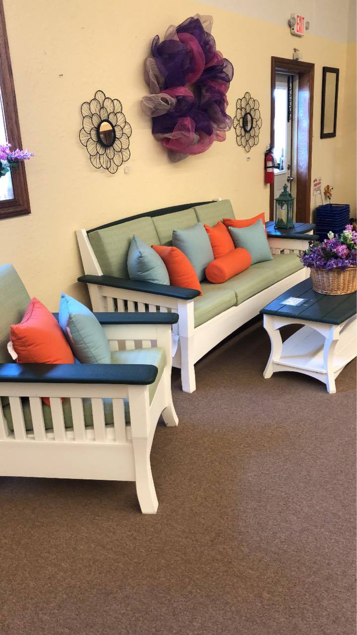 Benchleys Amish Furniture & Gifts