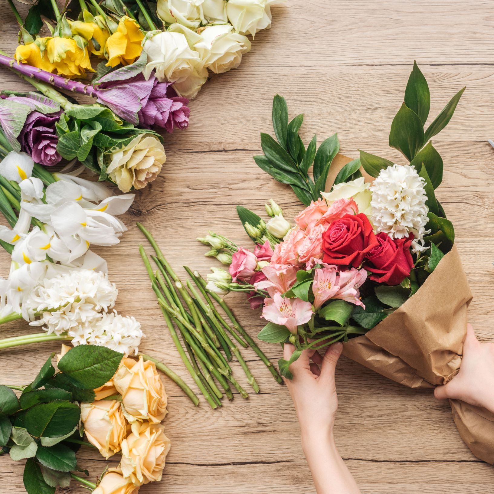 Brickell Glamour Flowers